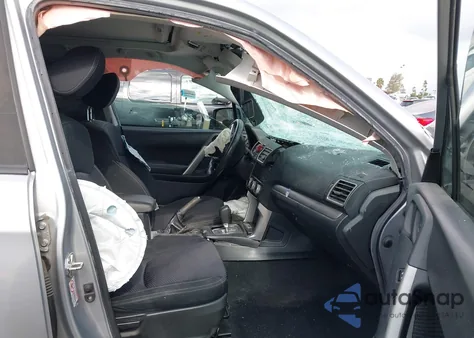 2018 Subaru Forester 2.5I Premium z USA, uszkodzony, nr VIN JF2SJAGC2JH521222